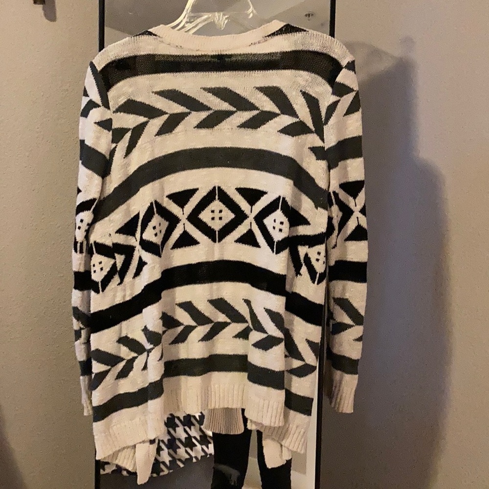 Long Aztec sweater - Picture 5 of 5